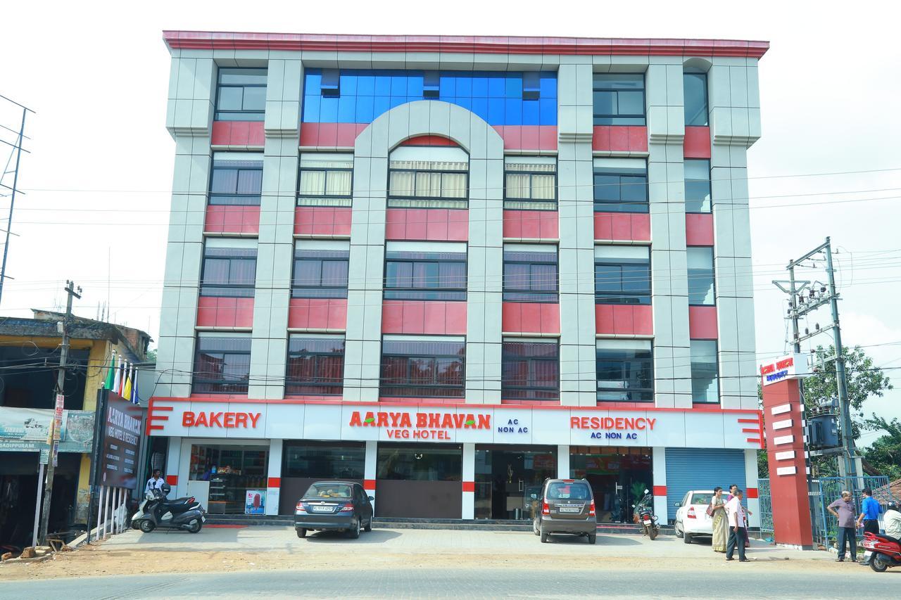 马拉普兰 Aarya Bhavan Residency酒店 外观 照片